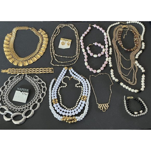 Vintage To New Napier Mixed Jewelry Lot - Picture 2 of 16